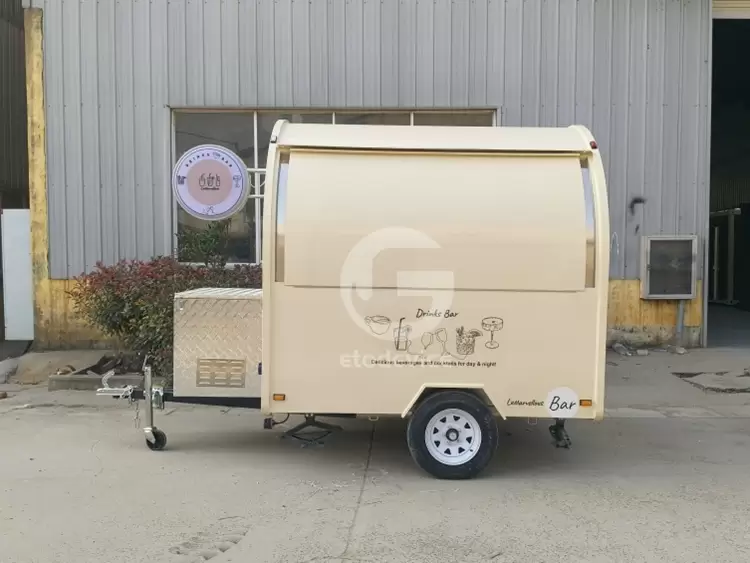The HS200A hot dog vending cart features a compact size with ample towing capacity, making it easy to maneuver through busy streets. It measures 200cm in length plus a 130cm tow bar, 100cm in width, and 90cm in height, providing an ideal space for efficient food preparation and service.